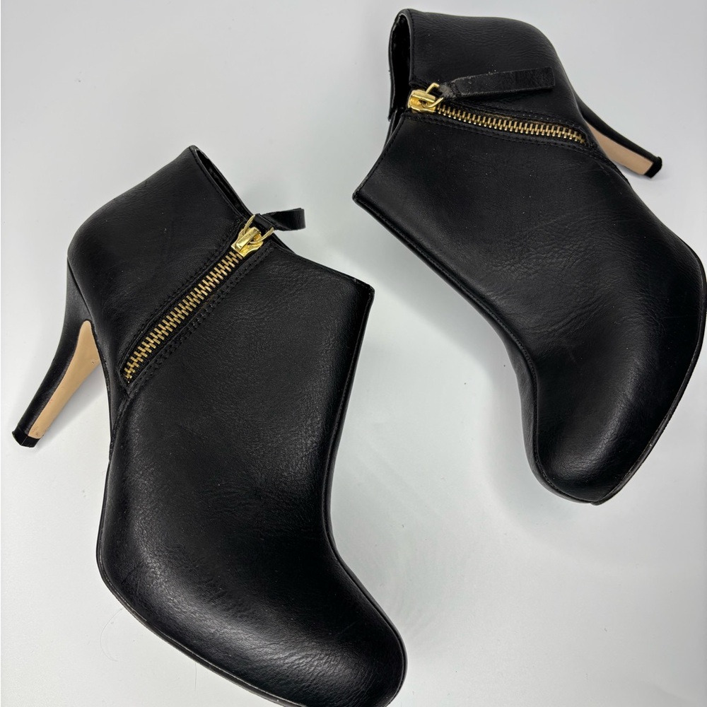 SH2 Madden Girl Elegant Black Ankle Boots Gold Zipper Stilleto 8 Classic Preppy